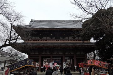 Vendors lined the approach to the gate