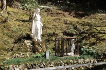 St Maria and Yasutaro in the sanjakuro