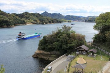 Ships pass close to the campsite, so there's always something interesting to see