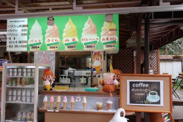Es krim adalah suatu keharusan!