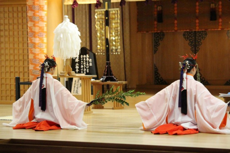 Witnessing rare religious spiritual rites inside Kumano-taisha