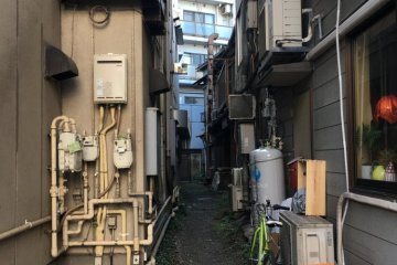 Keep an eye out for interesting alleyways and backstreets