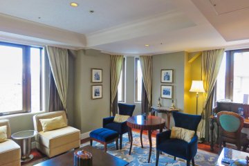 MacArthur Room - Notice the desk and chair