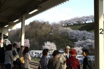 A view from Mihahu Machi Station