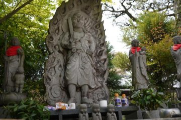 Water statues seem to guard lost souls of children that find their way here.