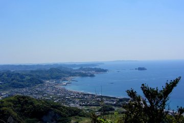 And down the other side towards more stunning Chiba coastline