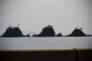 The island lies west out to sea--will have to come back for sunset!