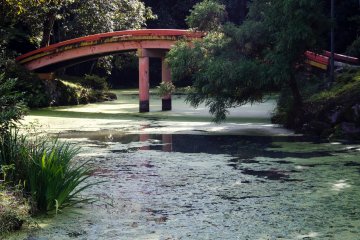 Red arching bridges make for some nice photo opportunities