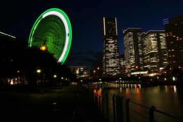 <p>Cosmo Ferris Wheel whirls into the night</p>