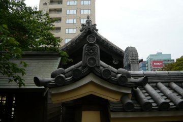 A detail of the tiling on the temple enclosure