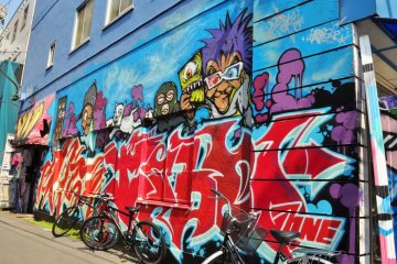 A well executed piece of street art on the side of Manhattan Records' building