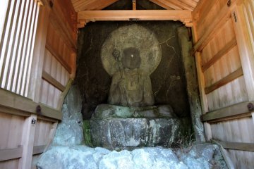 The Rokudo Jizo Bosatsu watches over travelers in the 6 zones of the Buddhist after-world