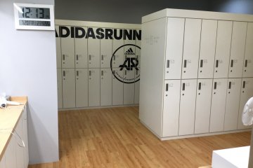 Full size and shoe size lockers to stash away your stuff.