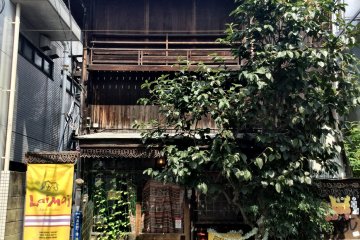 Sebuah rumah dengan nuansa antik cukup jarang ditemui di Omo