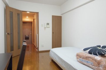 A sample single room