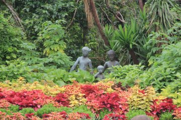 <p>Le zoo lui-m&ecirc;me se pr&eacute;sente comme un pays d&eacute;di&eacute; aux enfants</p>
