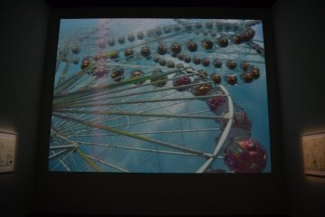 Movies about visualisation of an extreme ferris wheel.