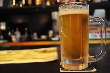 Freshly poured draught beer