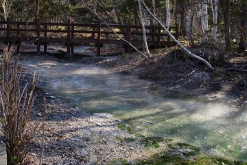A Walk Around Kawayu-Onsen