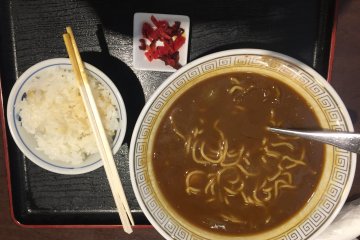 Ramen au curry de Tsubame Sanjo