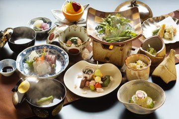 An example of Nanten-en kaiseki