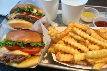 Bonkers Over Burgers