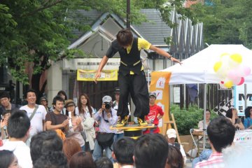 Right out in front of the gallery is Mono Stage - a space where performances attract passersby.
