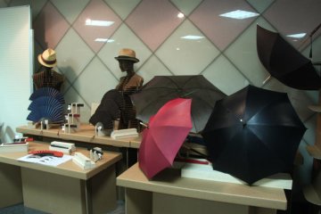 You can purchase really unique items like umbrellas and fans made with leather at the event as well.