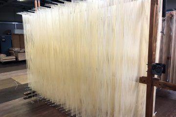 Noodles stretching (3 to 4 hours)