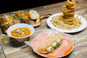 There are plenty of great restaurants with Japanese, Taiwanese, and Western dishes