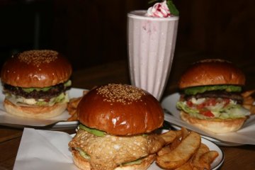 Arms Burger Restaurant