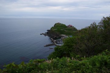 Hiyoroyama Lighthouse