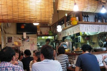 Menu options are available in Japanese only.