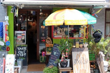 The exterior of Tit Chai is quite eye-catching with a homey feel.