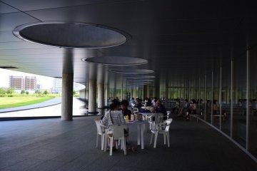 <p>Bagian teras museum</p>