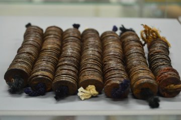<p>Old coins.</p>
