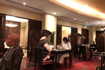  An elegant and composed space to dine in the hotel