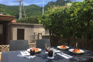 Lunch on the terrace of Guesthouse & Cafe Anzu 