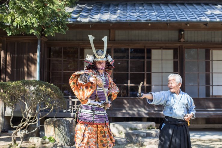 Japanese sword training in ancient armor
