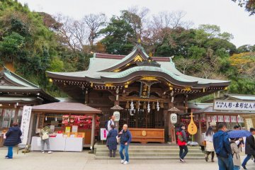 Enoshima Shrine Hetsunomiya