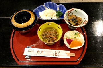 A hearty breakfast with a wide vareity of dishes