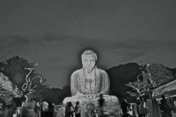 B&amp;W photo of Daibutsu&nbsp;light-up&nbsp;(Slightly retouched)