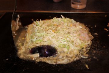 Mixed veggie & bacon monja