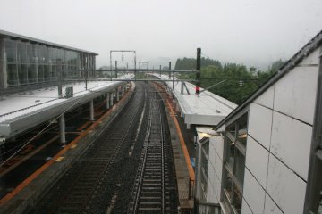 Tazawako Station is at the foot of a mountain scattered with onsen
