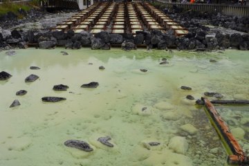 The yubatake is one of the most popular tourist attractions for Kusatsu, as it is one of the largest springs and the hub of town