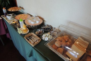 For those that prefer bread over rice for breakfast