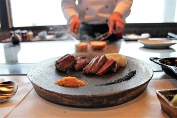 Steak House Genpei presents high-quality organic food for the best meal.