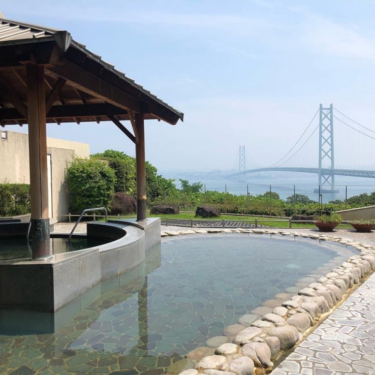 The luxurious outdoor bath at Biyu Matsuho no Sato.