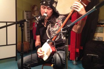 "Yugo & The One Man Travellin Band". A unique performer, Yugo got everyone going with his upbeat and powerful shamisen BLUES!