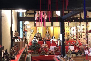 You can enjoy the nostalgic atmosphere in this old building